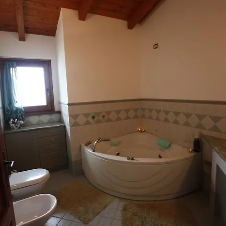 Nyaraló Gaia's *
